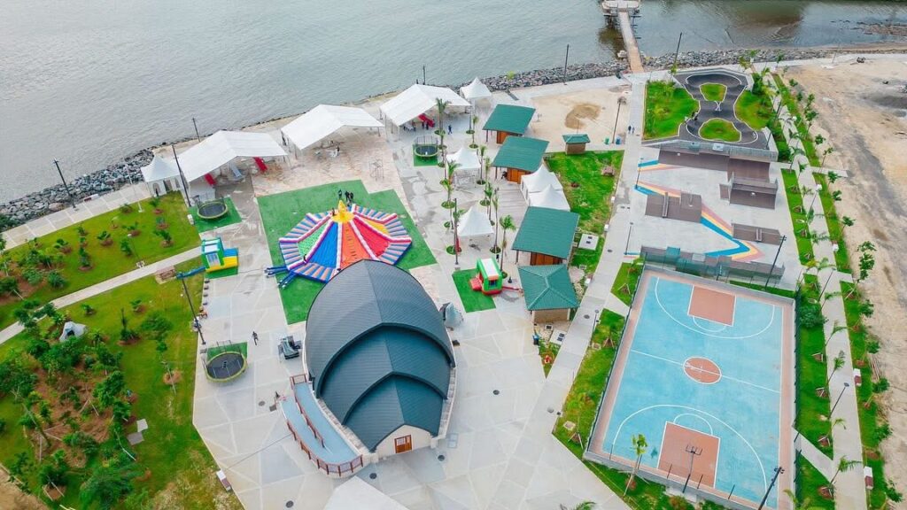 La Baie des Rois, joyau côtier et paradis urbain de Libreville
